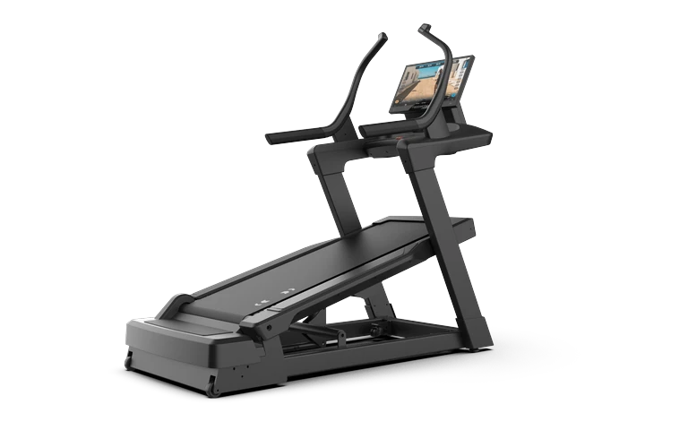FREEMOTION i24 INCLINE TRAINER